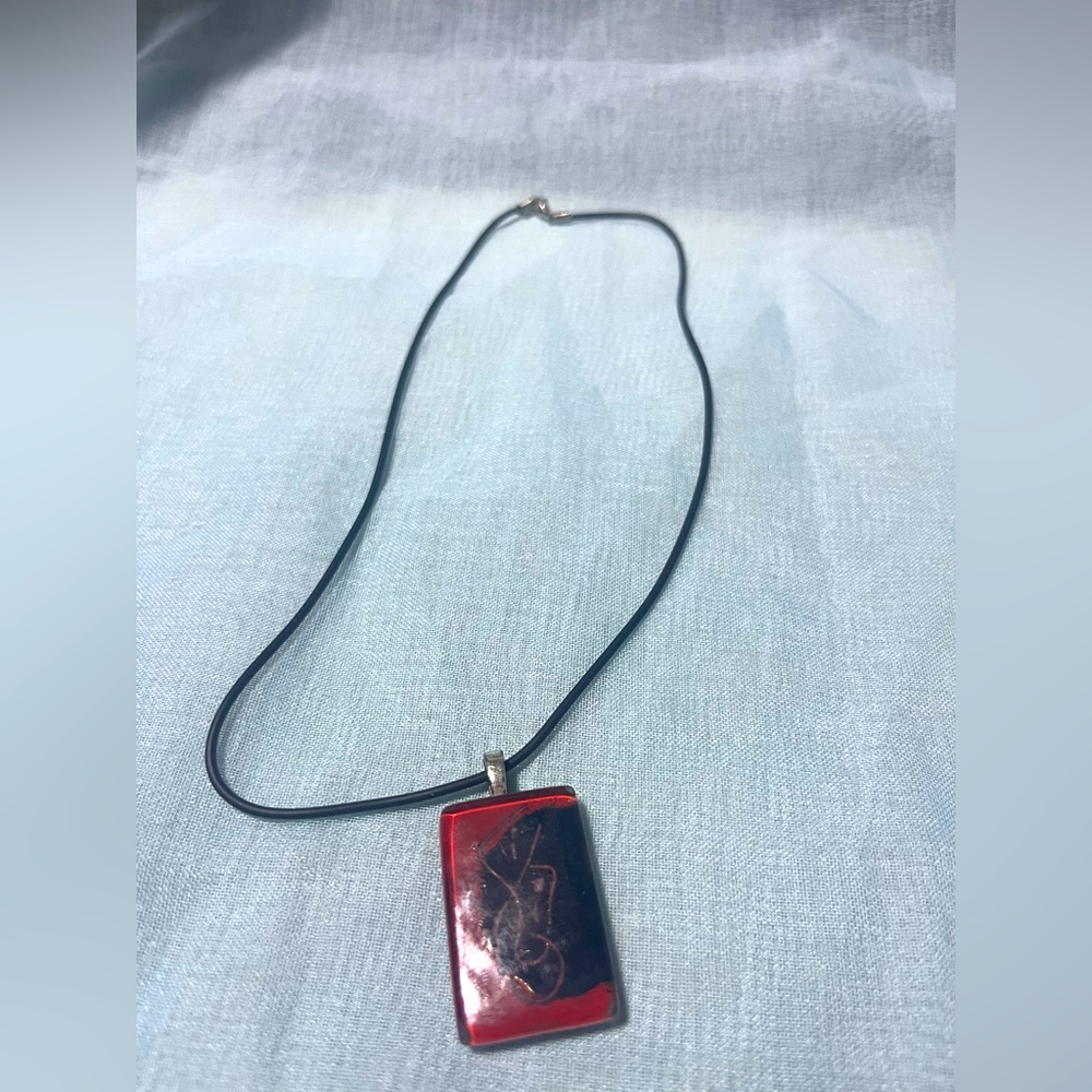 Momo Black Leather Necklace with Red & Black Pendant – 22” – Unique Design